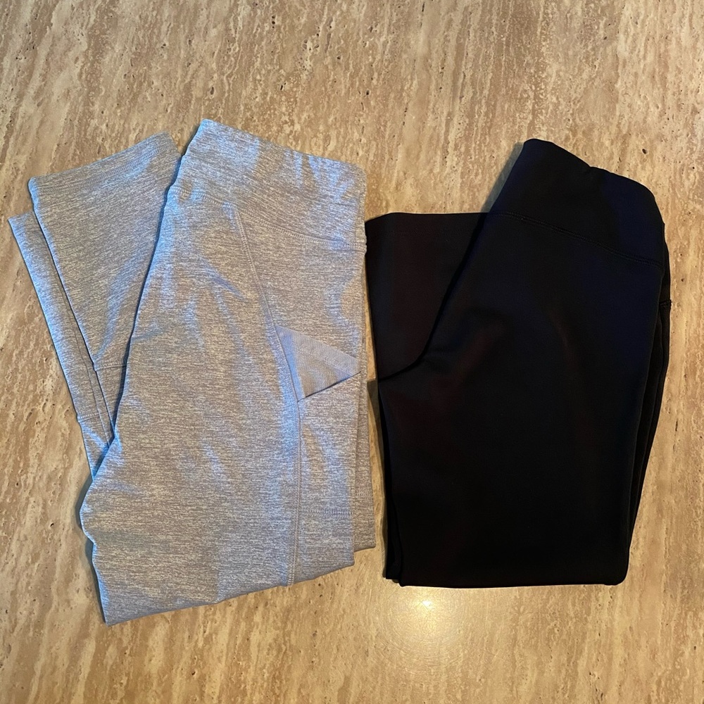 Two Cropped Leggings